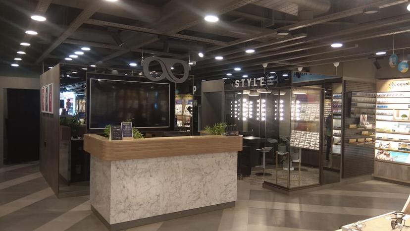 Optician Near me | Lenskart in Flagship Store Electronic City ...